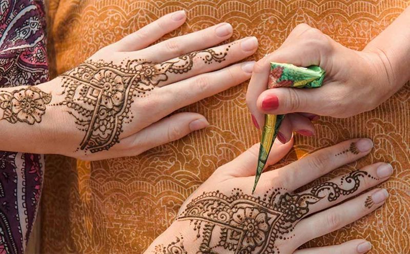 نکاتی درباره ی طراحی حنا بر روی پوست