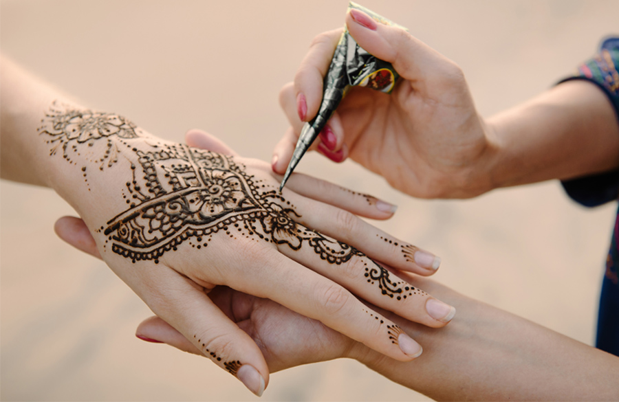 نکاتی درباره ی طراحی حنا بر روی پوست
