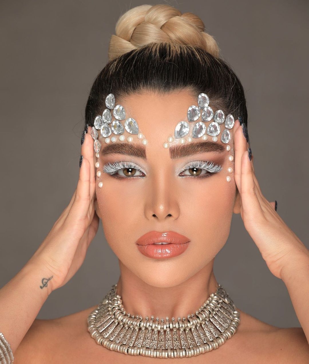 میکاپ ژورنالی در سالن زیبایی